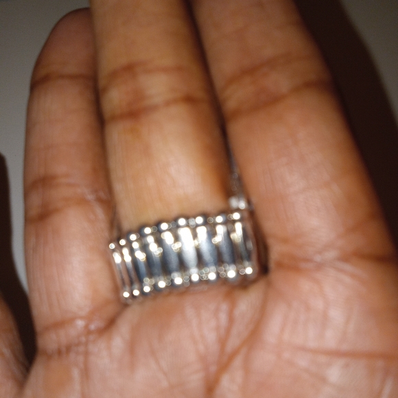 VINTAGE VAULT "DRAMA DREAM" WHITE RING - Picture 3 of 4